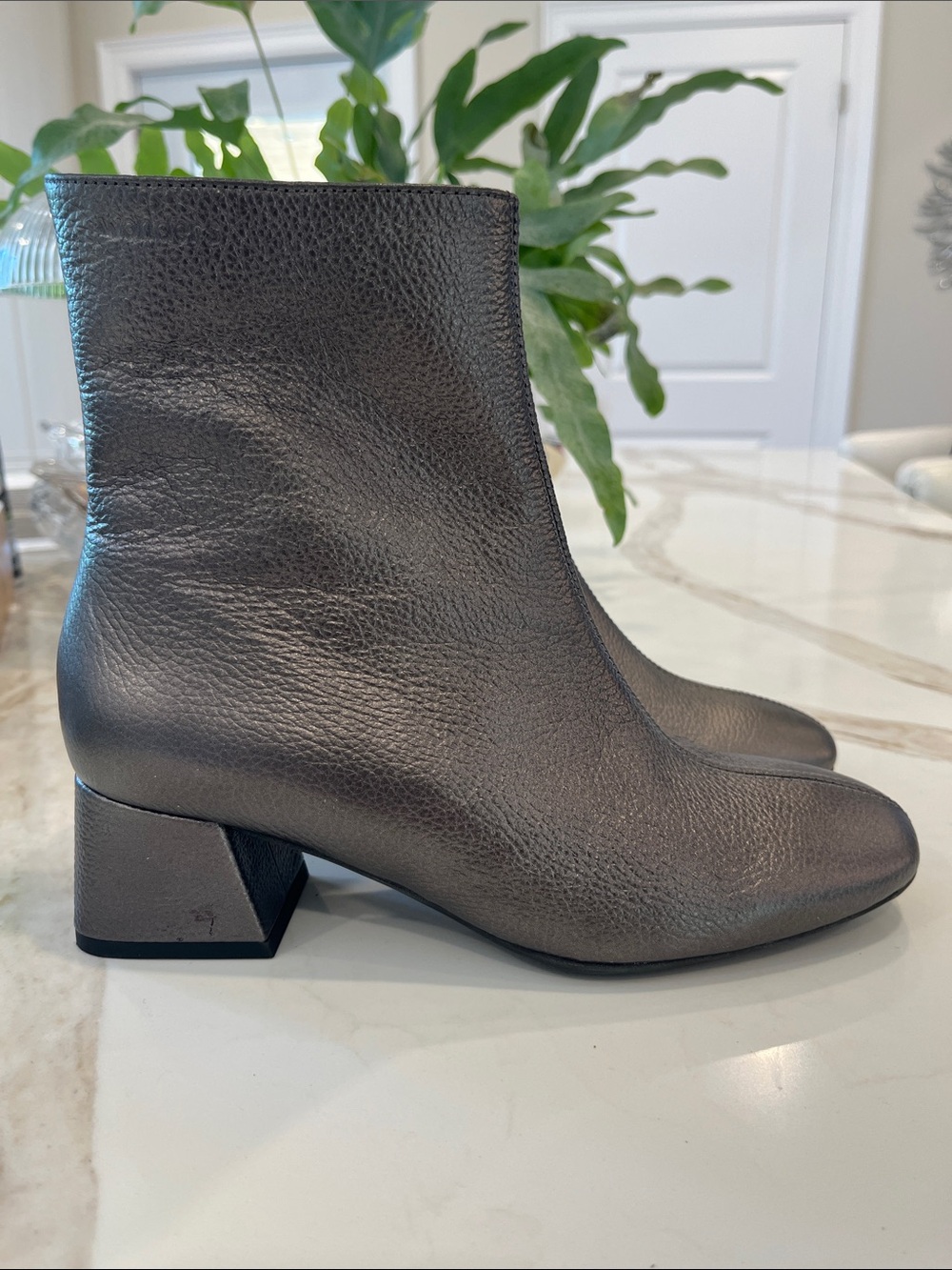 Wonders Metallic Steel Gray Pebbled Leather 1.5” block heel Ankle Boots